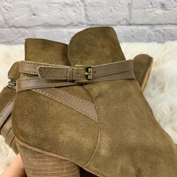 BP Tandem Lea Brown Suede Leather Heeled Booties Size 10M - Picture 7 of 9